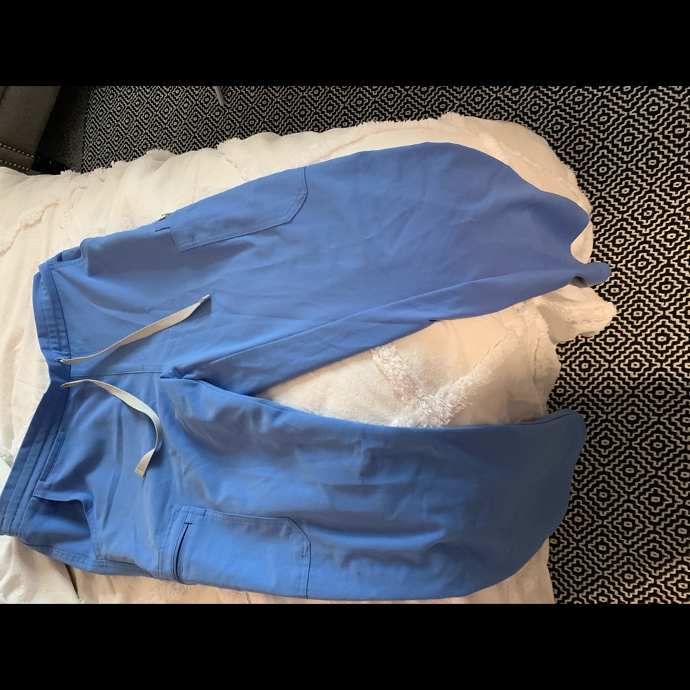 Size small skinny figs blue